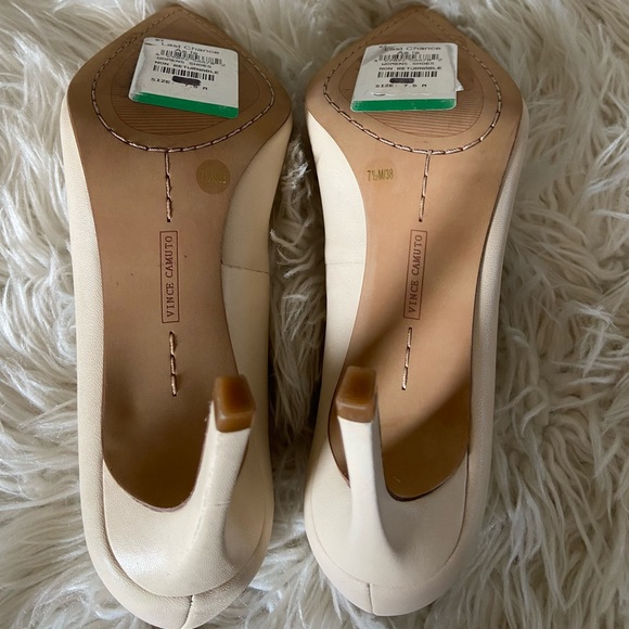 Vicente Camuto Sevilla point toe high heels size 7.5 - Picture 6 of 7